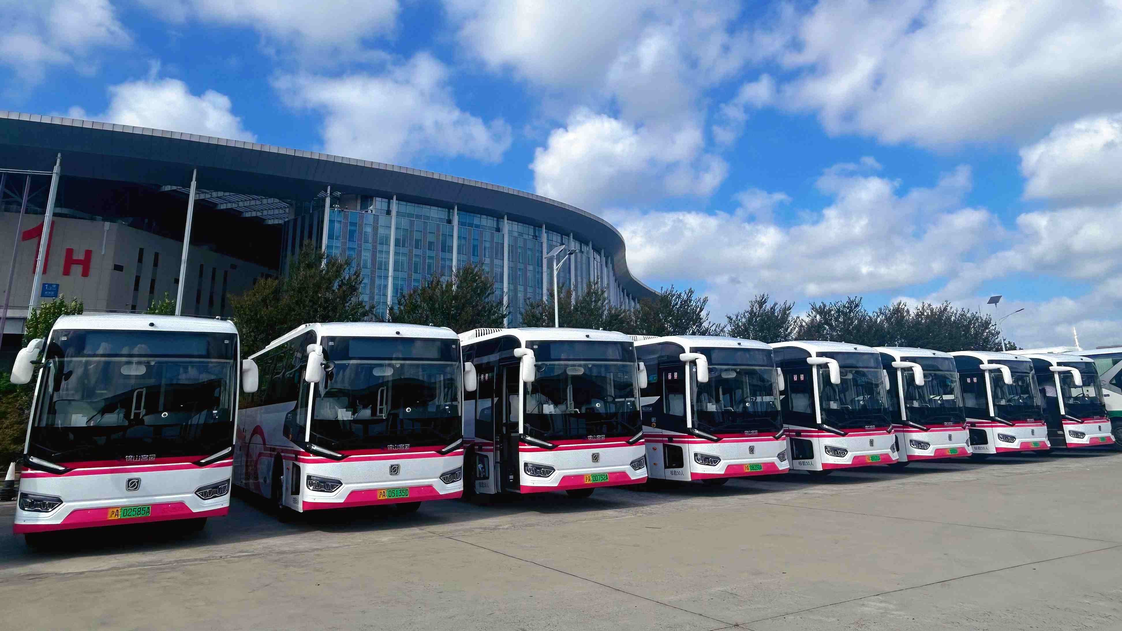 深耕保障・再续荣光——第八届进博会交通保障任务圆满收官 封面图片